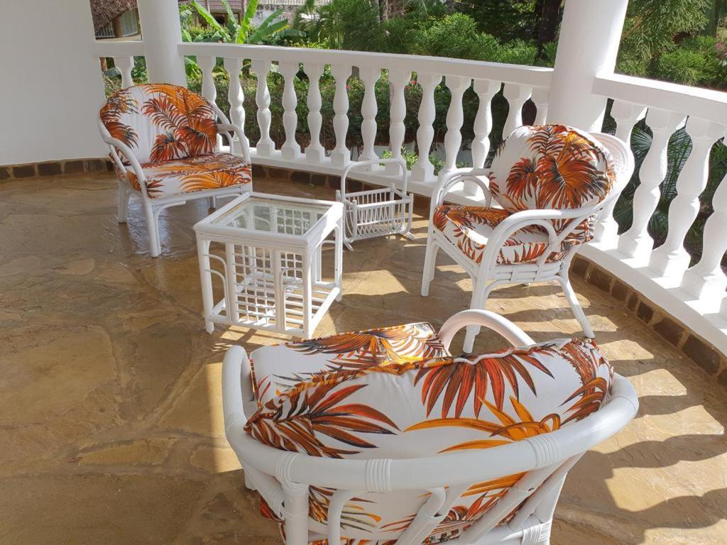 Tichi Villas - Praia de Diani Exterior foto