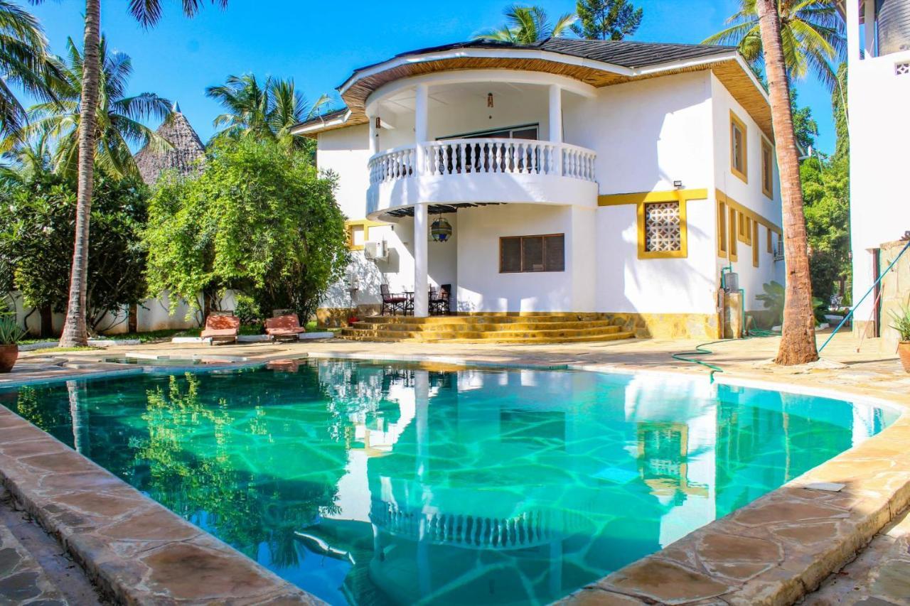 Tichi Villas - Praia de Diani Exterior foto